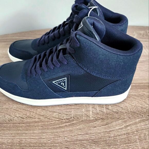NEW MEN'S GUESS BLUE COLOR  ATHLETIC SHOES 9,5 SIZE - Picture 1 of 5